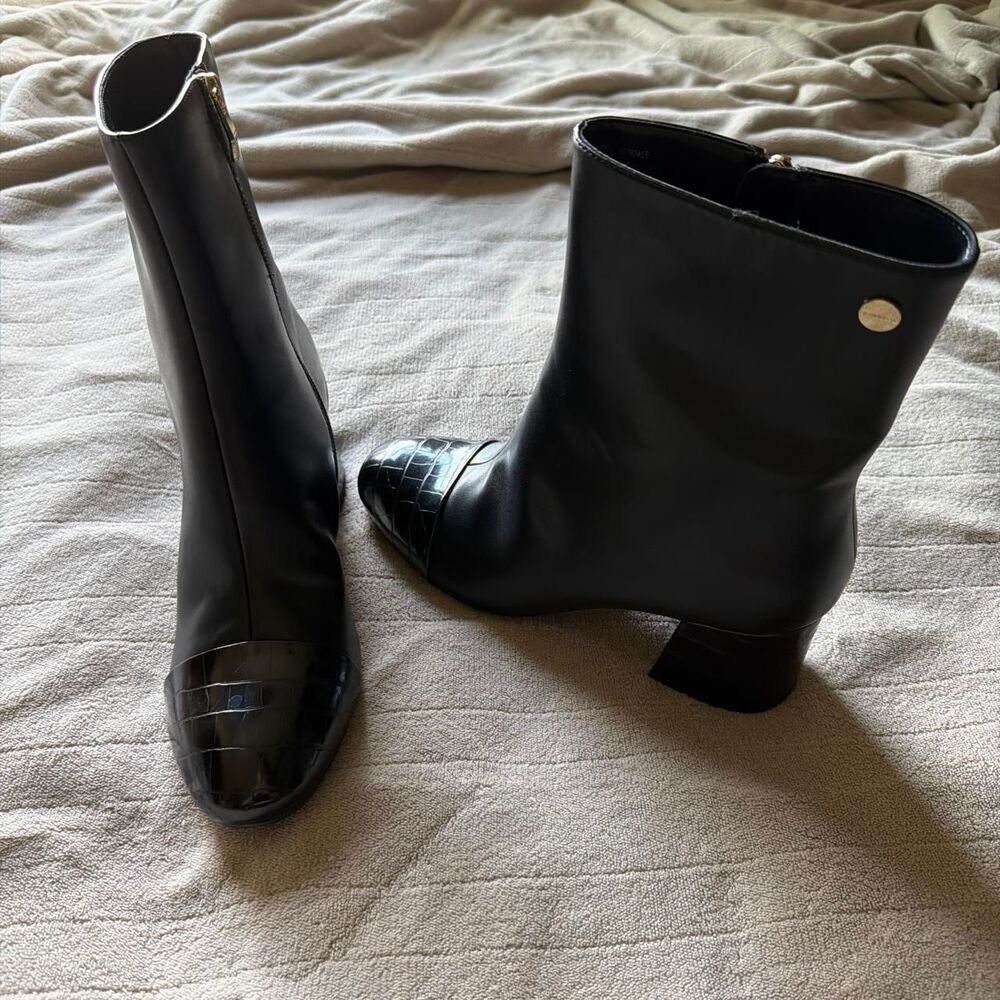 Liz-claiborne Women's Black Boots
